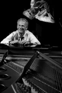 pianoles pianolessen leren piano spelen online met Cor